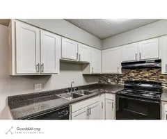 $1,025 / 2br - 1200ft2 - Leasing Special! $750 OFF Move In Fees, Two Bedroom Available NOW!